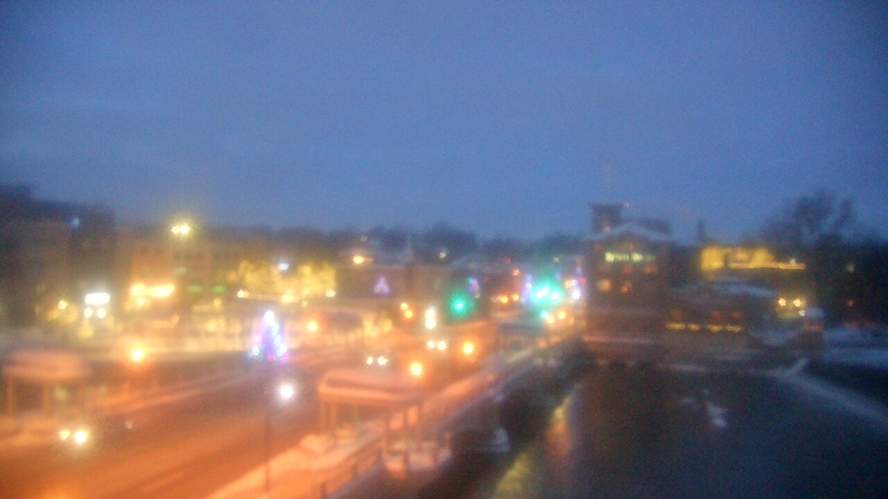 Thumbnail for current weather camera view from City of St Charles in St. Charles, Illinois