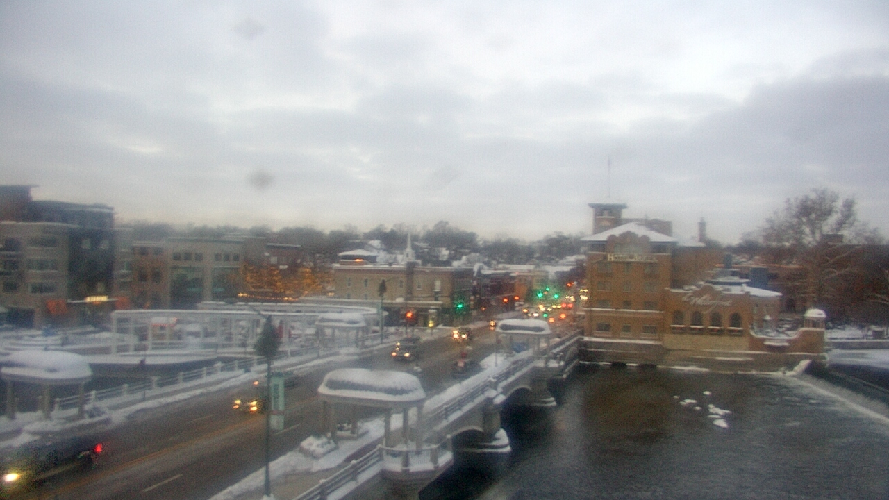 Thumbnail for current weather camera view from City of St Charles in St. Charles, Illinois