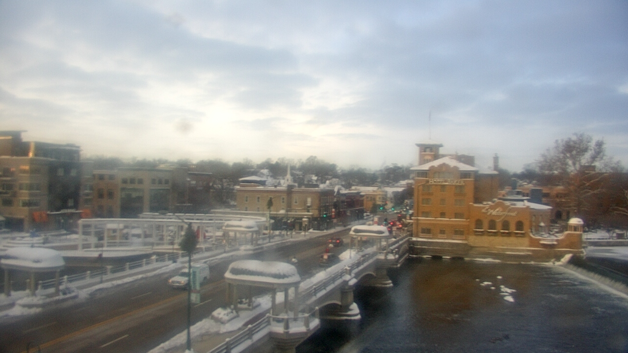 Thumbnail for current weather camera view from City of St Charles in St. Charles, Illinois