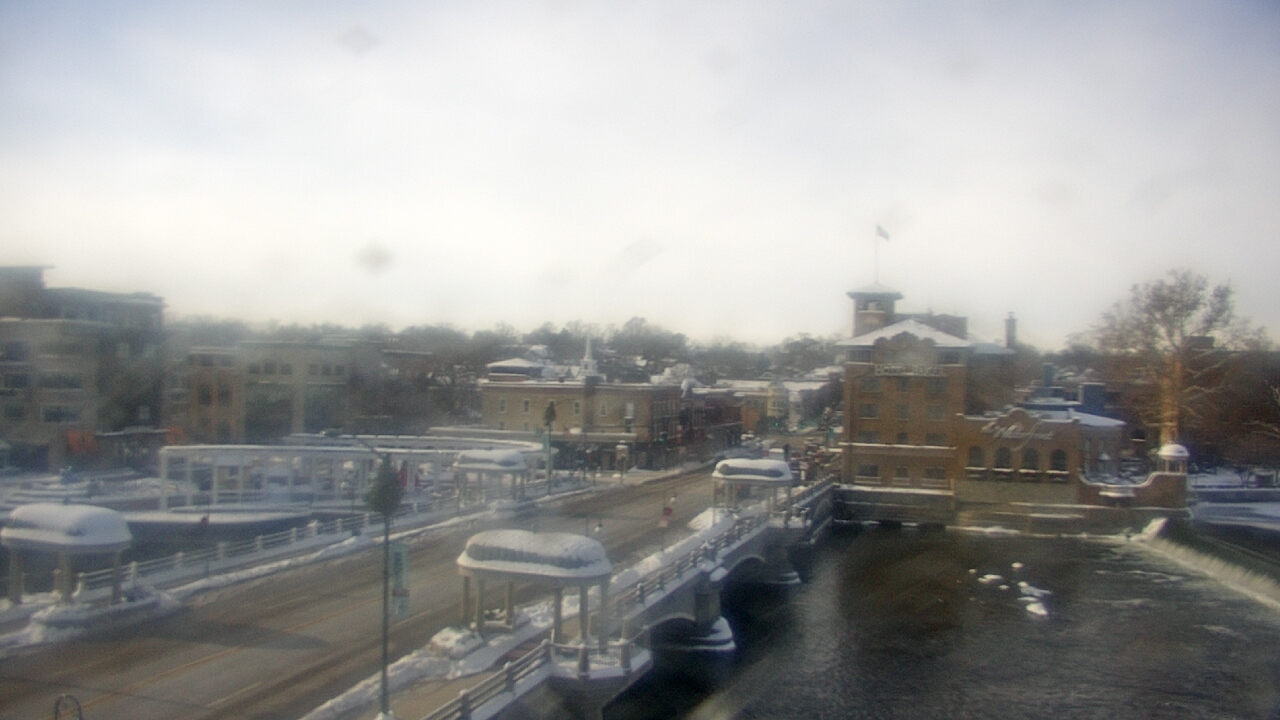 Thumbnail for current weather camera view from City of St Charles in St. Charles, Illinois