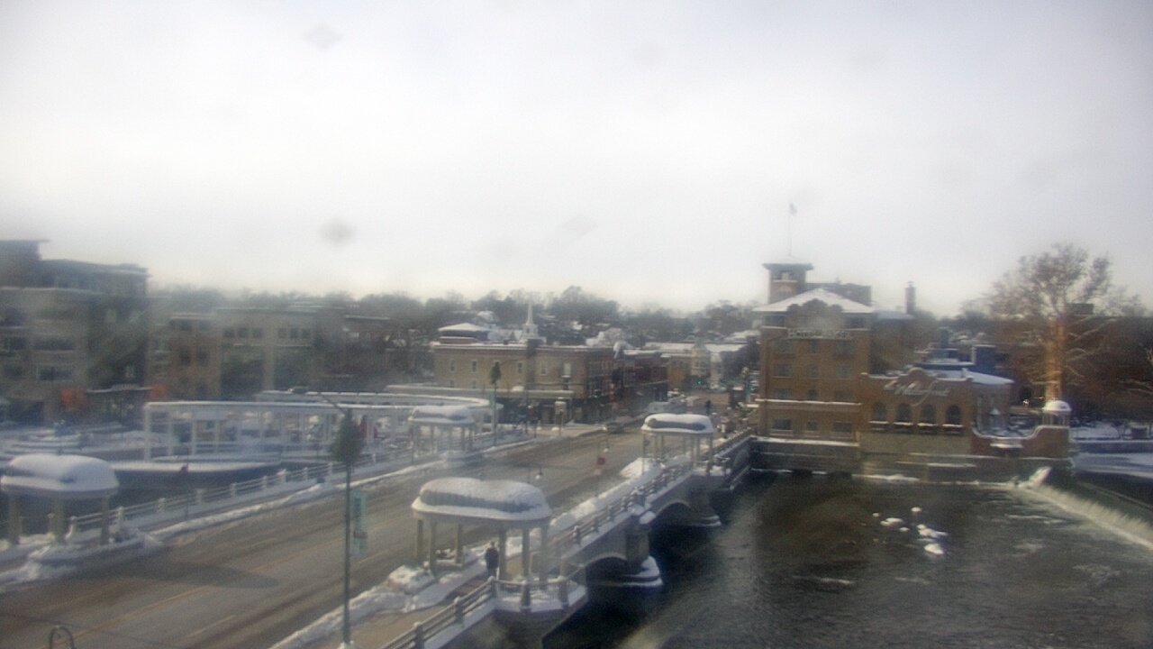 Thumbnail for current weather camera view from City of St Charles in St. Charles, Illinois