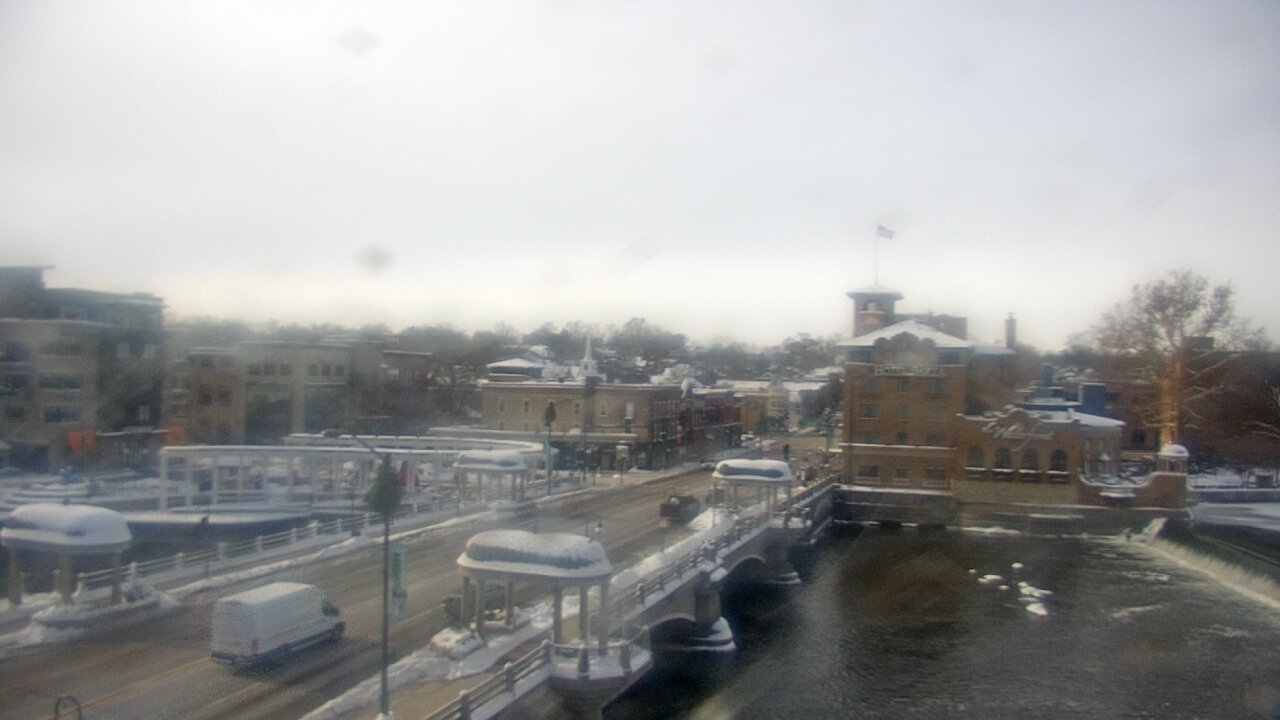 Thumbnail for current weather camera view from City of St Charles in St. Charles, Illinois