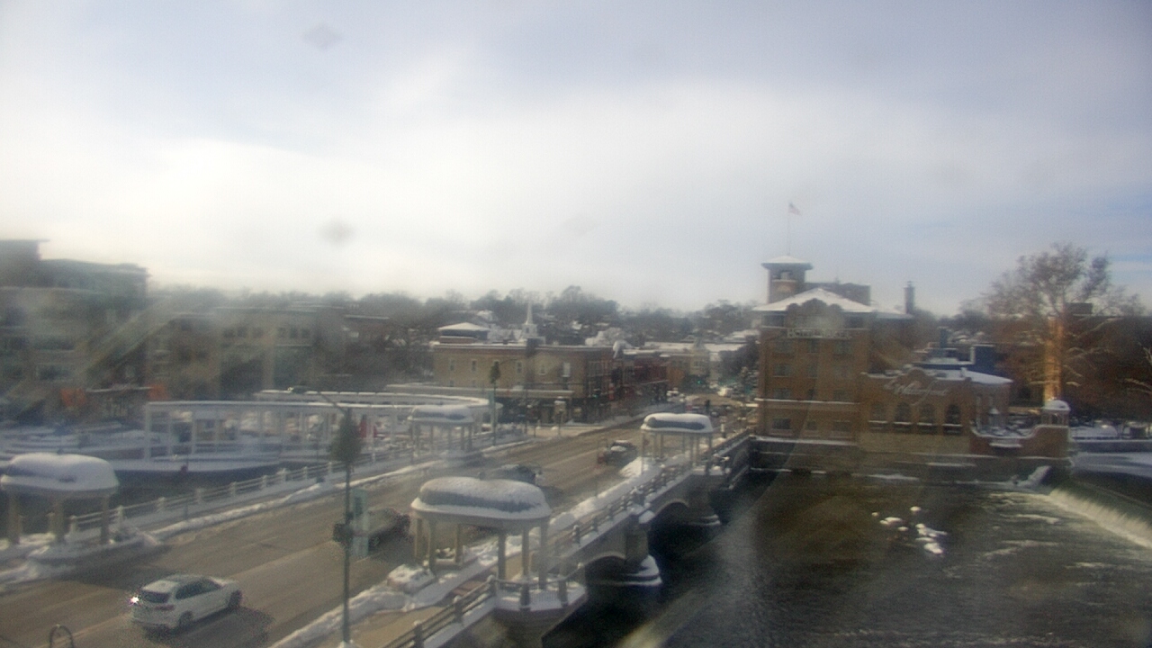 Thumbnail for current weather camera view from City of St Charles in St. Charles, Illinois