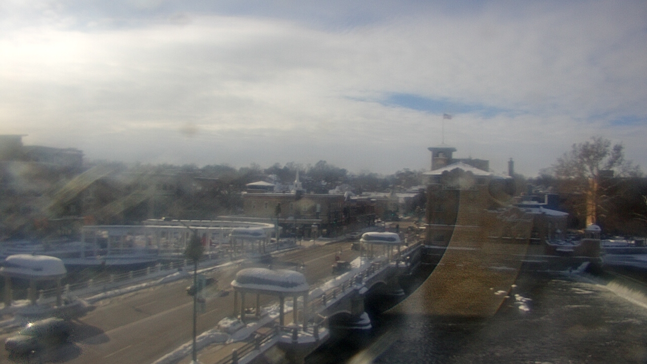 Thumbnail for current weather camera view from City of St Charles in St. Charles, Illinois