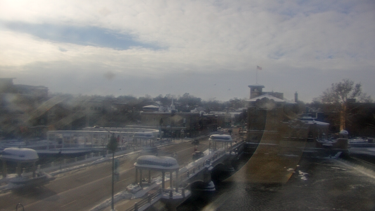 Thumbnail for current weather camera view from City of St Charles in St. Charles, Illinois