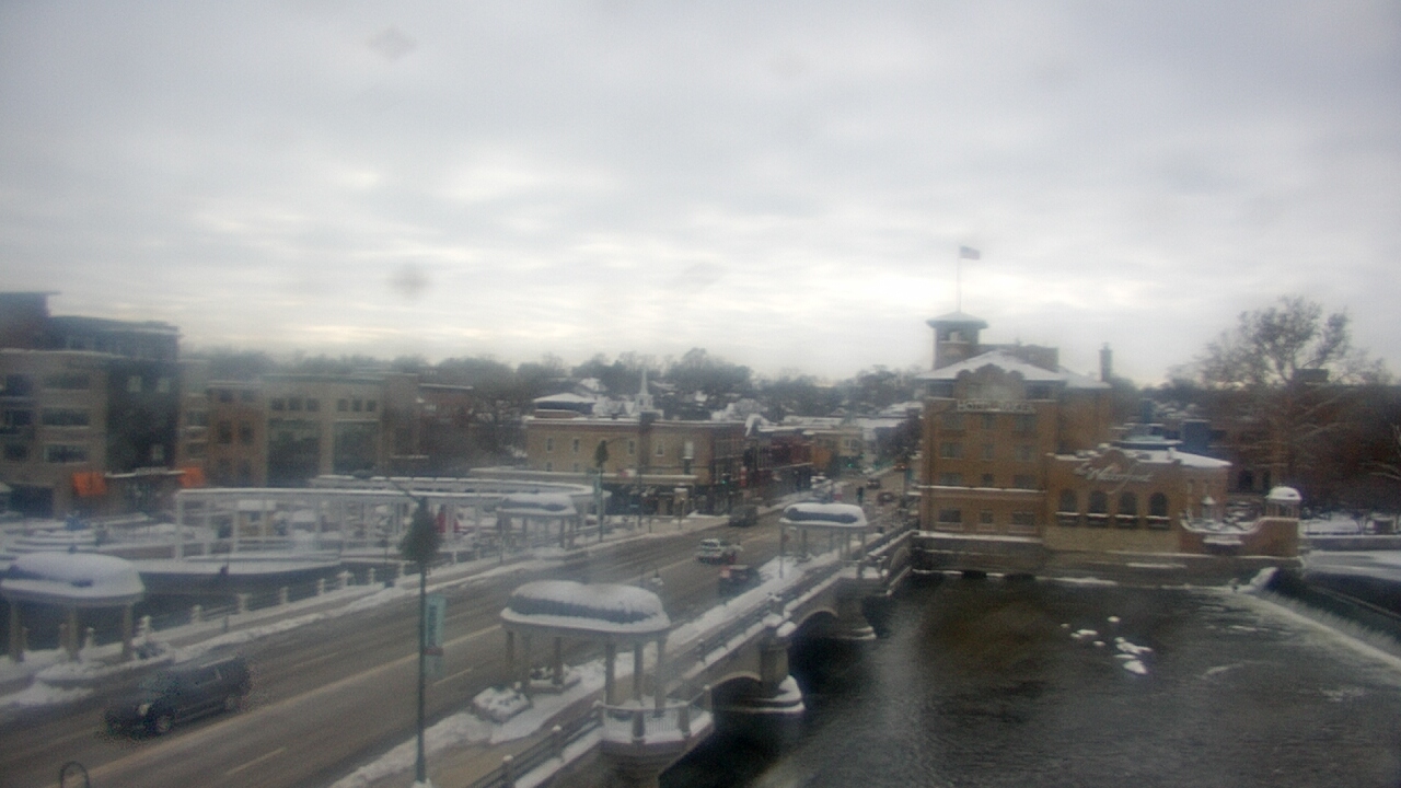 Thumbnail for current weather camera view from City of St Charles in St. Charles, Illinois