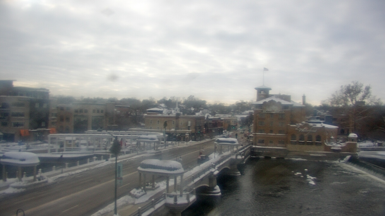 Thumbnail for current weather camera view from City of St Charles in St. Charles, Illinois