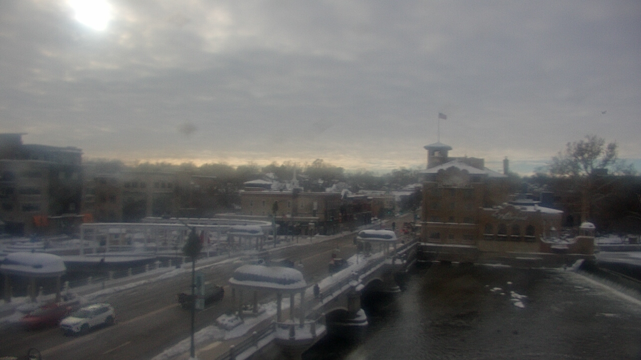 Thumbnail for current weather camera view from City of St Charles in St. Charles, Illinois