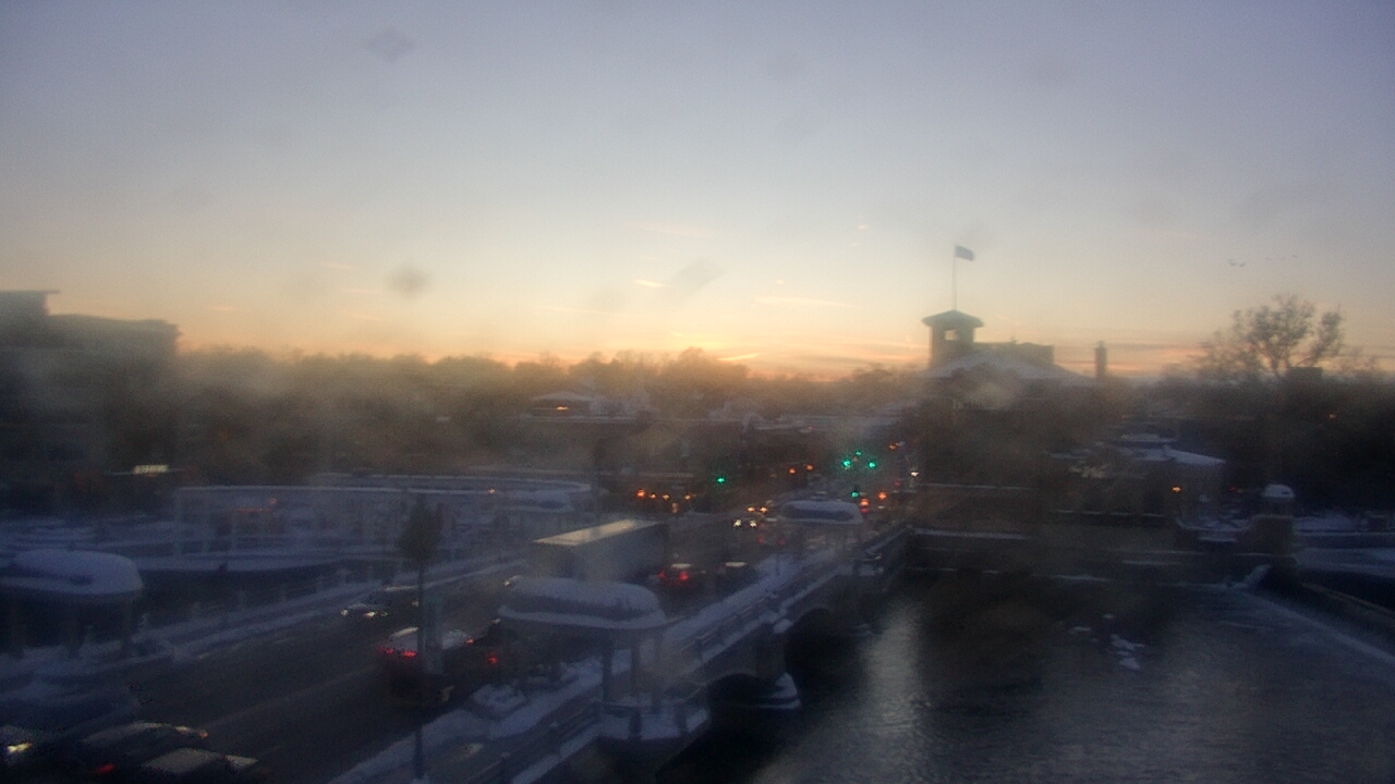 Thumbnail for current weather camera view from City of St Charles in St. Charles, Illinois