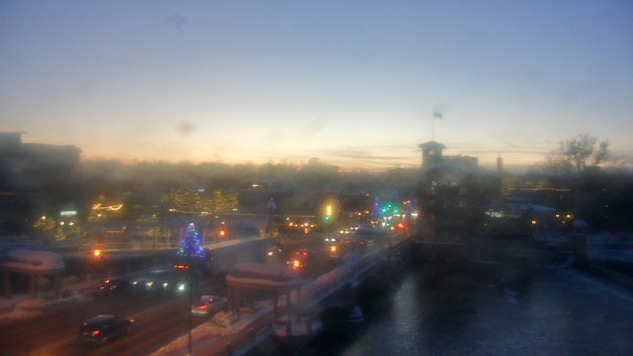 Thumbnail for current weather camera view from City of St Charles in St. Charles, Illinois