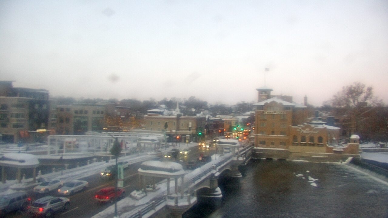 Thumbnail for current weather camera view from City of St Charles in St. Charles, Illinois