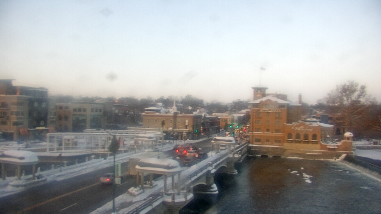 Thumbnail for current weather camera view from City of St Charles in St. Charles, Illinois
