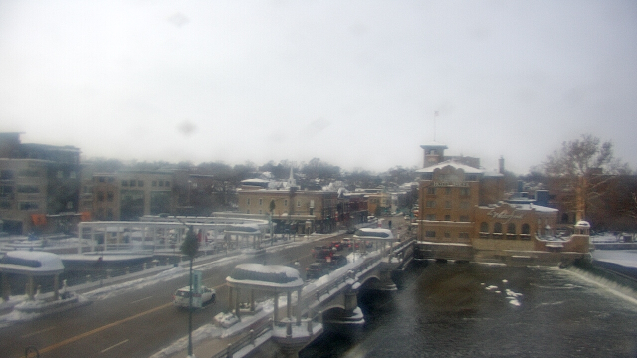 Thumbnail for current weather camera view from City of St Charles in St. Charles, Illinois