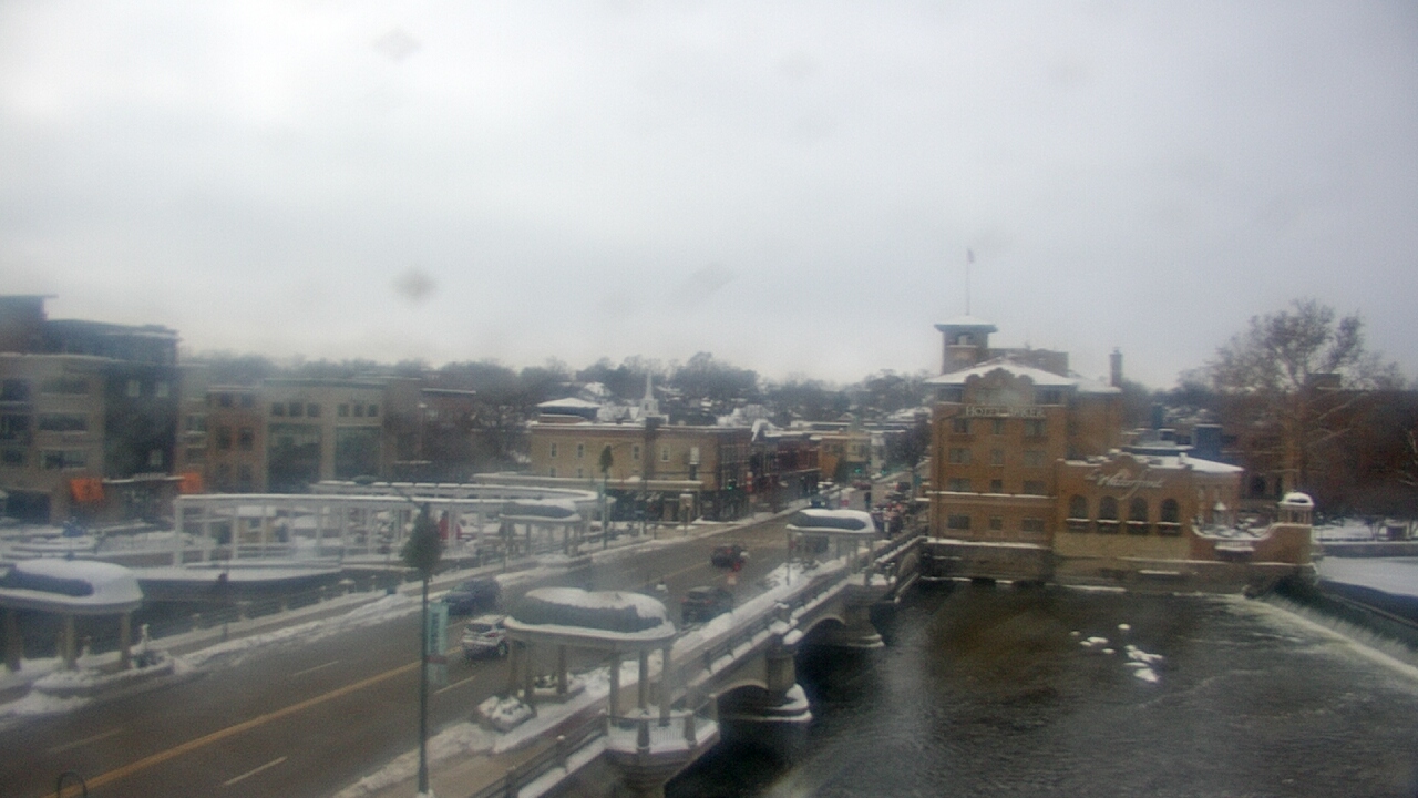 Thumbnail for current weather camera view from City of St Charles in St. Charles, Illinois