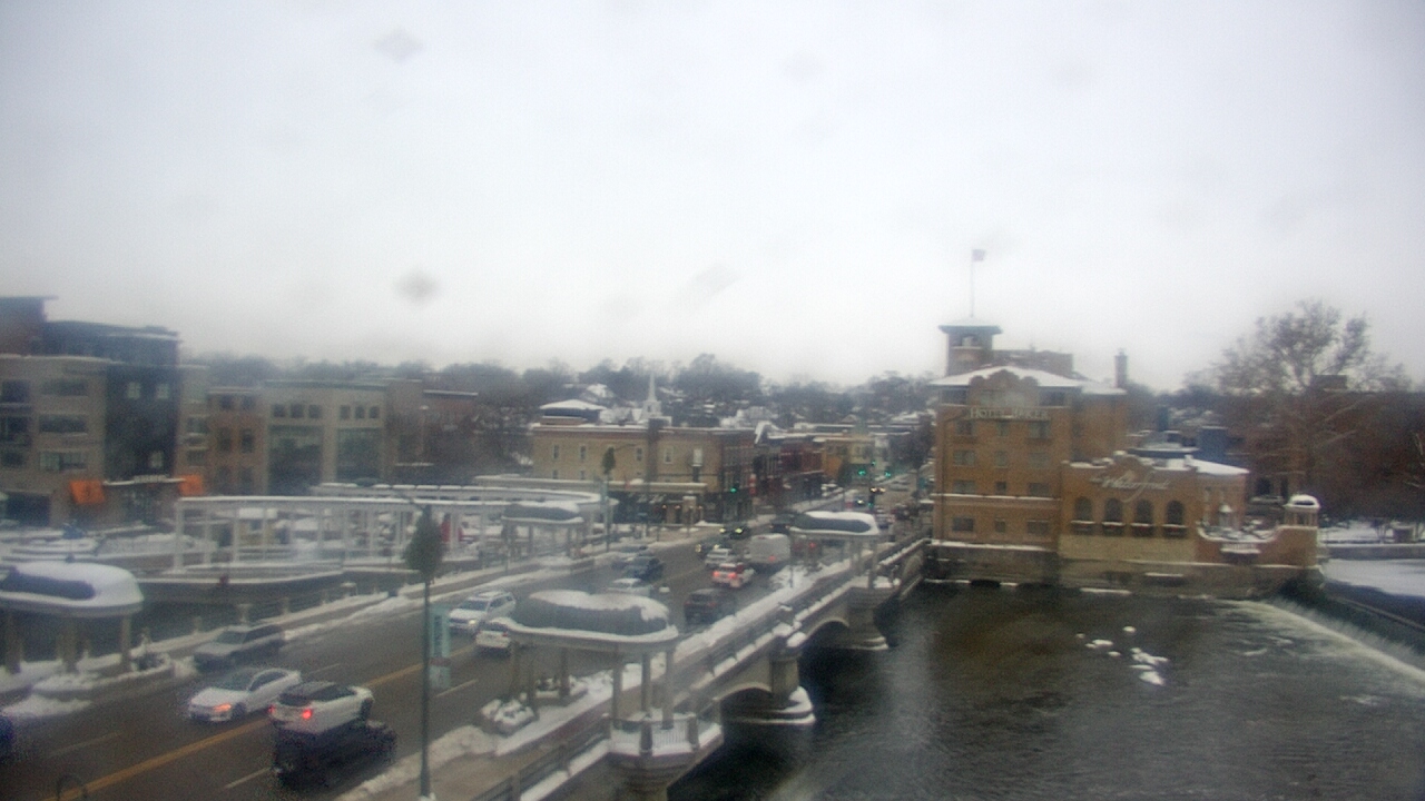 Thumbnail for current weather camera view from City of St Charles in St. Charles, Illinois