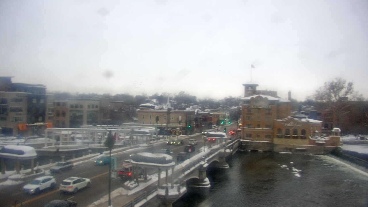 Thumbnail for current weather camera view from City of St Charles in St. Charles, Illinois