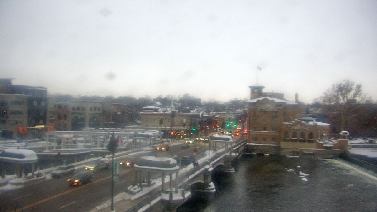 Thumbnail for current weather camera view from City of St Charles in St. Charles, Illinois