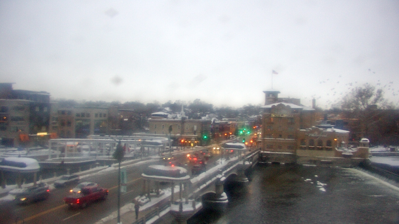 Thumbnail for current weather camera view from City of St Charles in St. Charles, Illinois