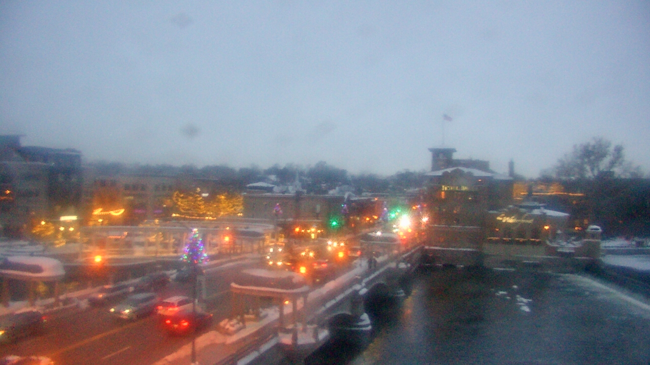 Thumbnail for current weather camera view from City of St Charles in St. Charles, Illinois