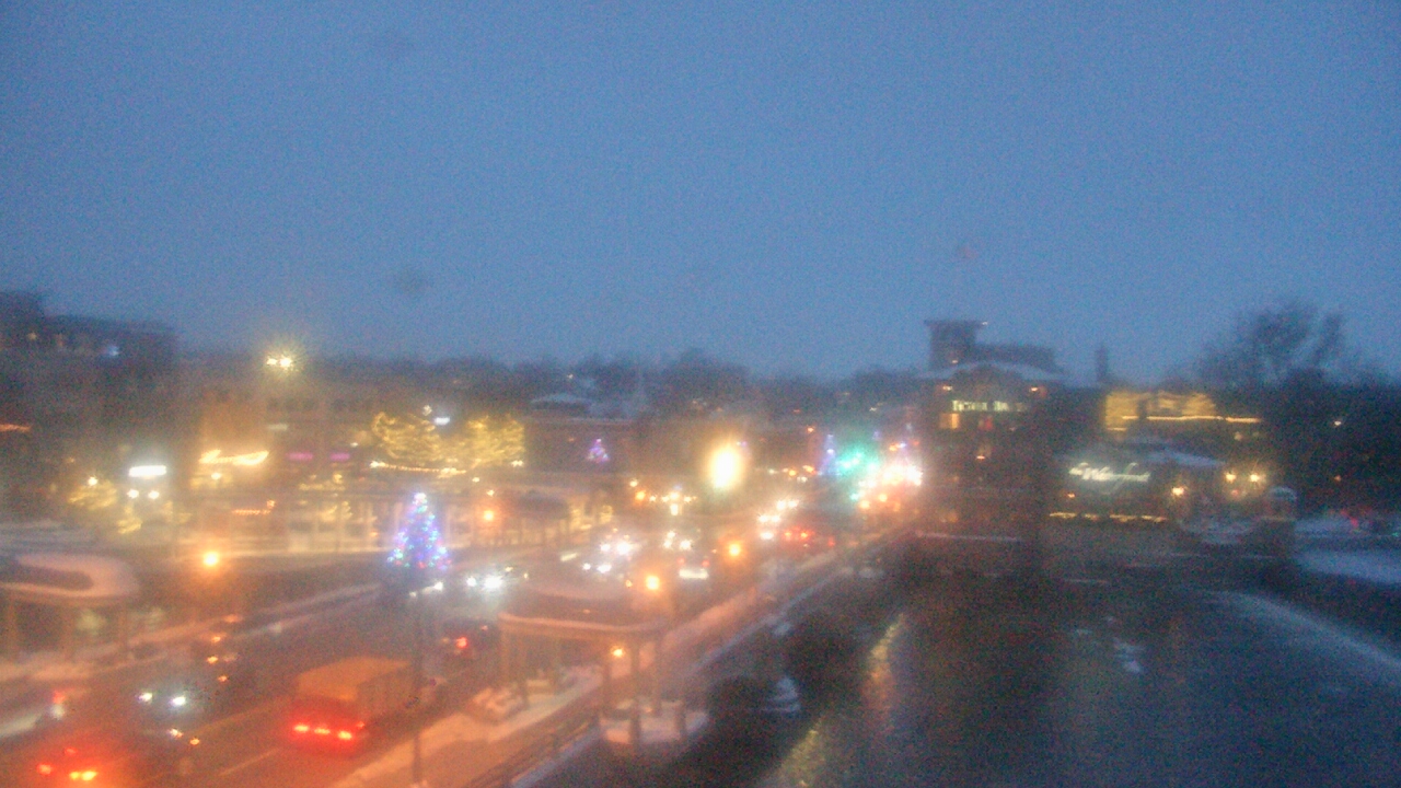 Thumbnail for current weather camera view from City of St Charles in St. Charles, Illinois