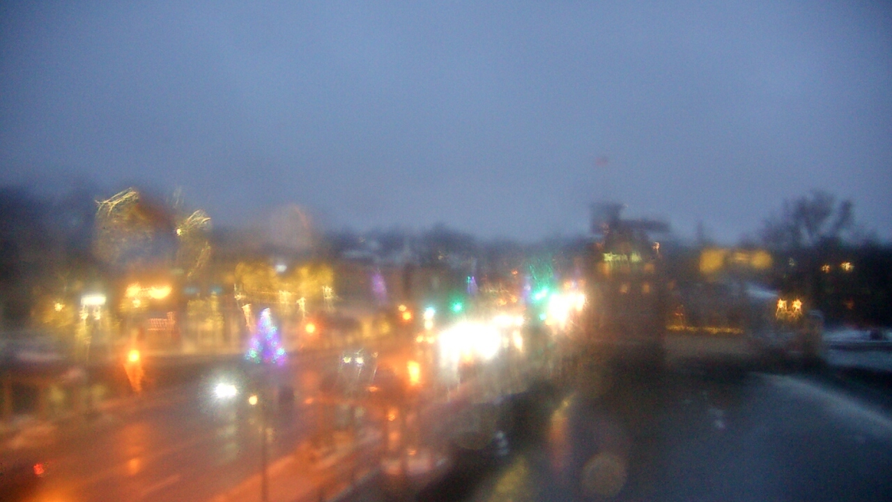 Thumbnail for current weather camera view from City of St Charles in St. Charles, Illinois