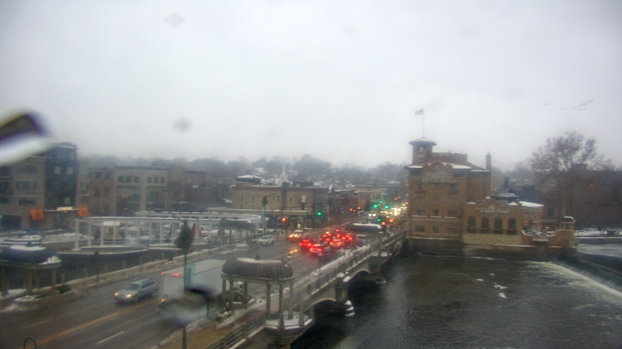 Thumbnail for current weather camera view from City of St Charles in St. Charles, Illinois