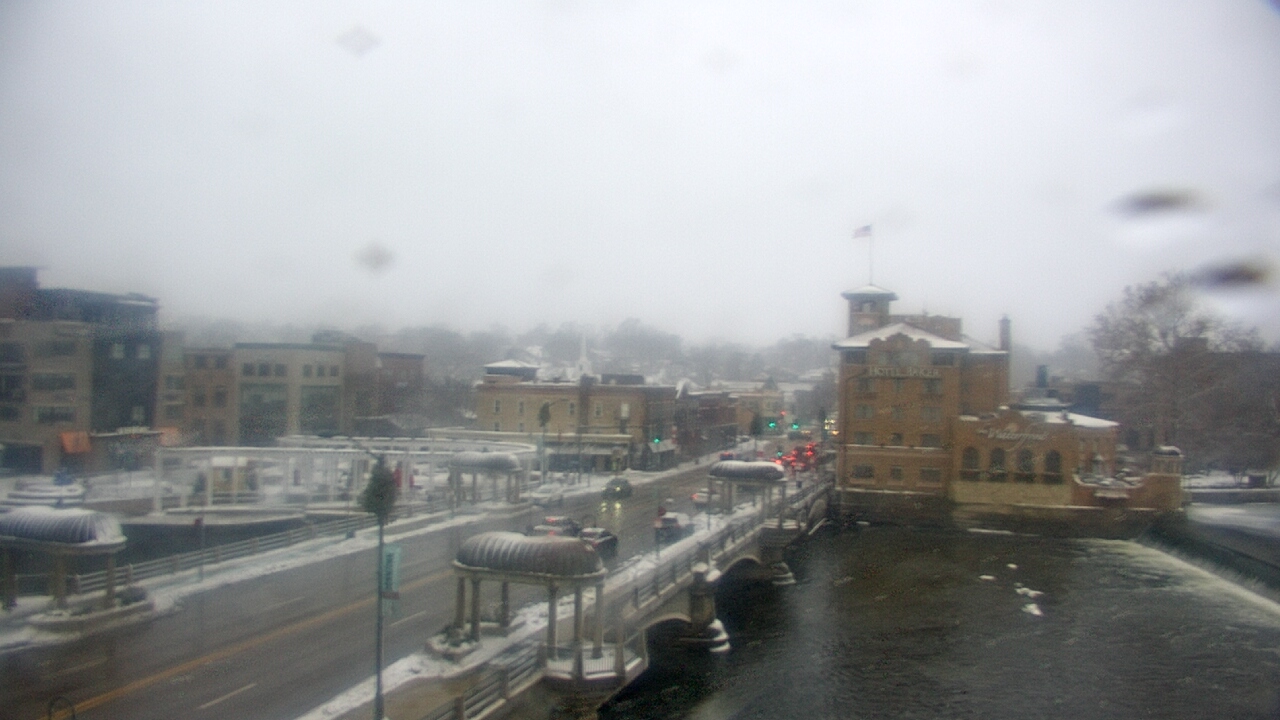 Thumbnail for current weather camera view from City of St Charles in St. Charles, Illinois