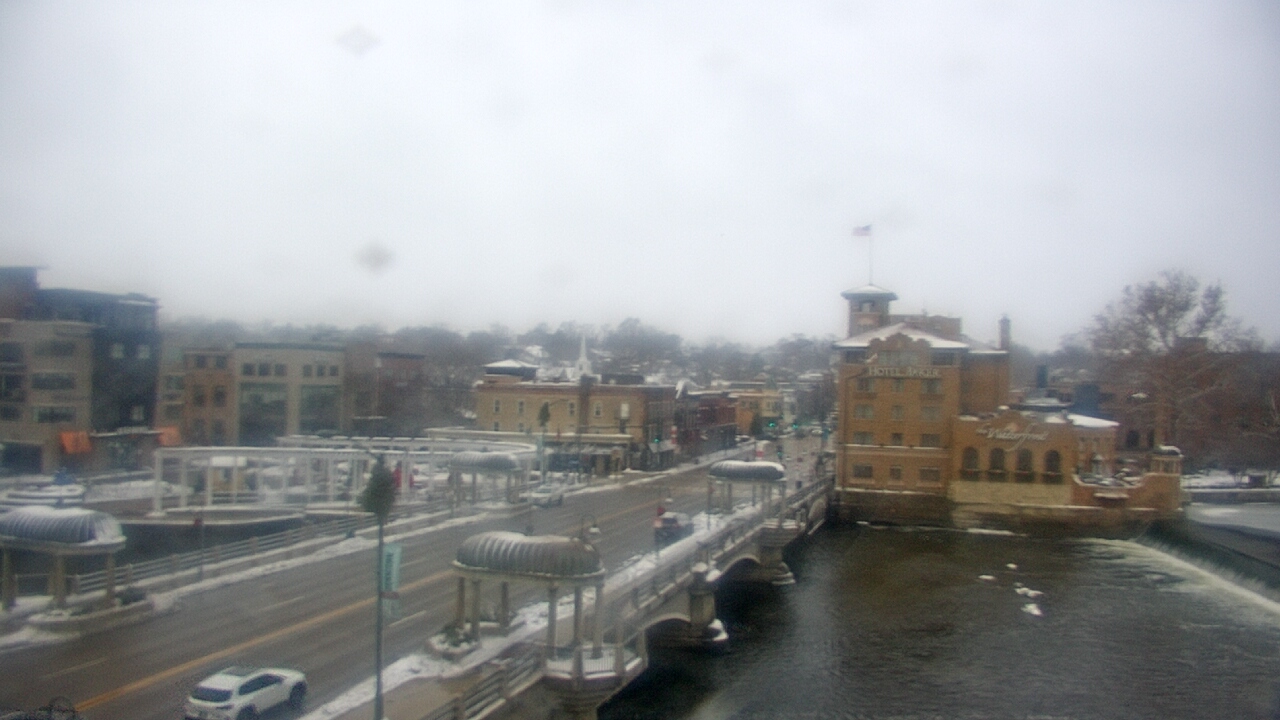 Thumbnail for current weather camera view from City of St Charles in St. Charles, Illinois