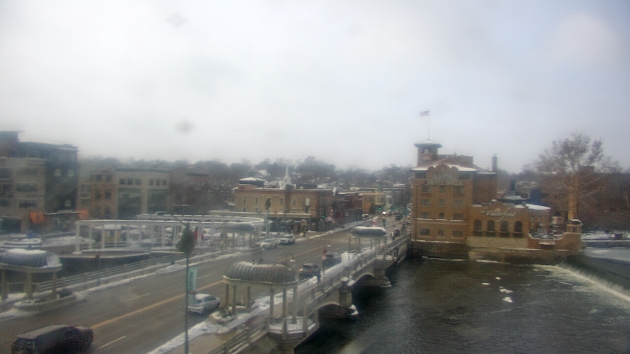 Thumbnail for current weather camera view from City of St Charles in St. Charles, Illinois