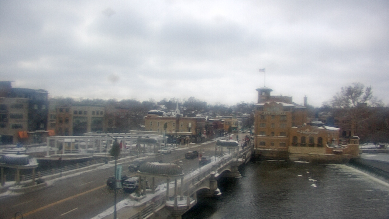 Thumbnail for current weather camera view from City of St Charles in St. Charles, Illinois
