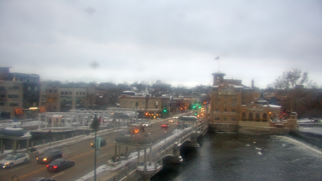 Thumbnail for current weather camera view from City of St Charles in St. Charles, Illinois