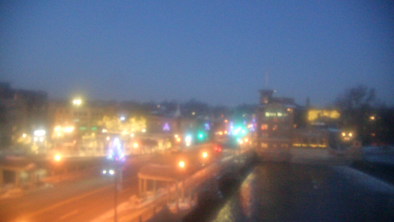 Thumbnail for current weather camera view from City of St Charles in St. Charles, Illinois