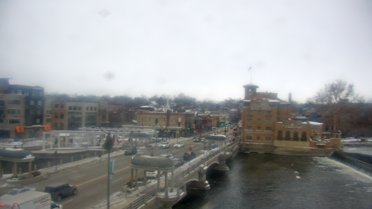 Thumbnail for current weather camera view from City of St Charles in St. Charles, Illinois
