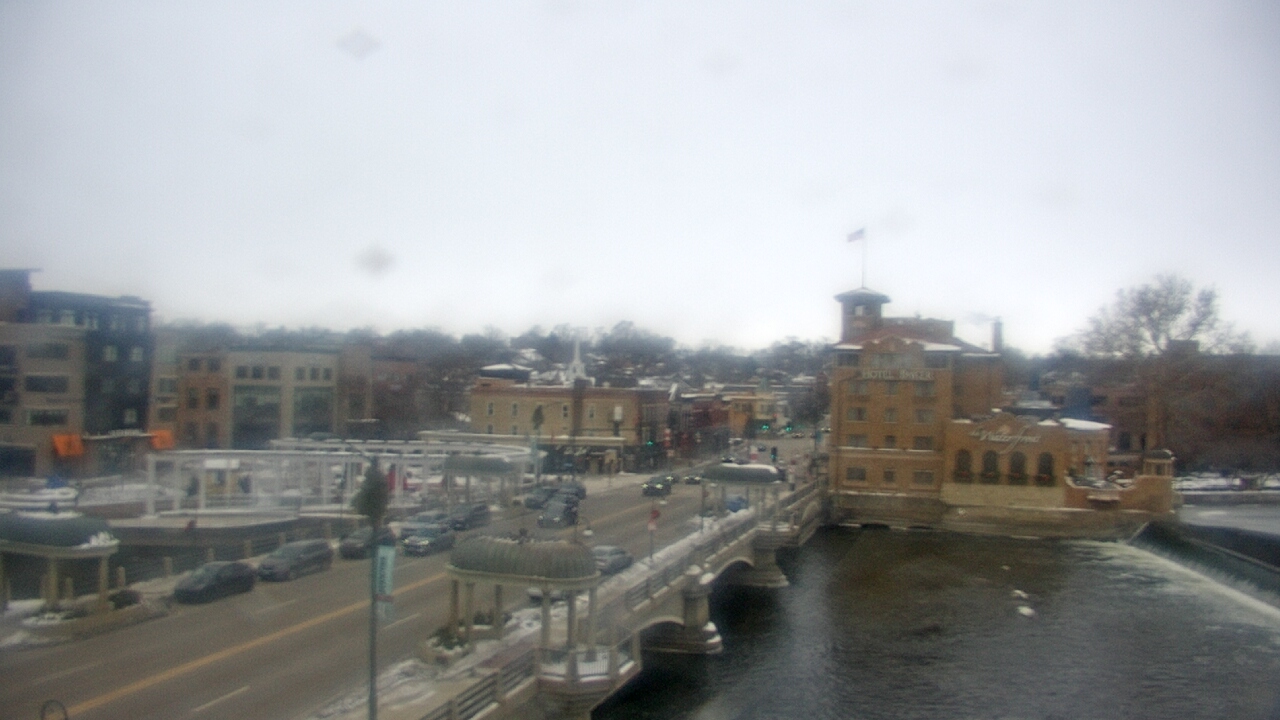 Thumbnail for current weather camera view from City of St Charles in St. Charles, Illinois