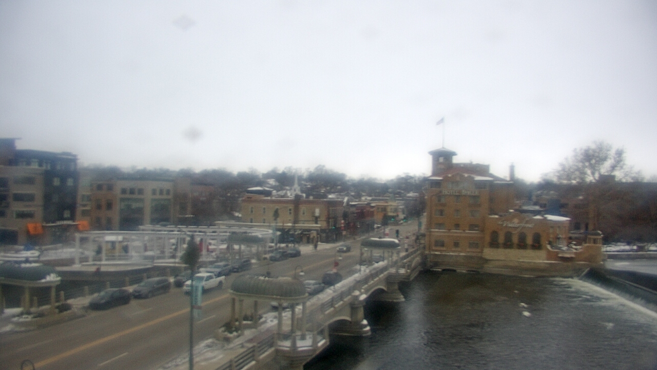 Thumbnail for current weather camera view from City of St Charles in St. Charles, Illinois