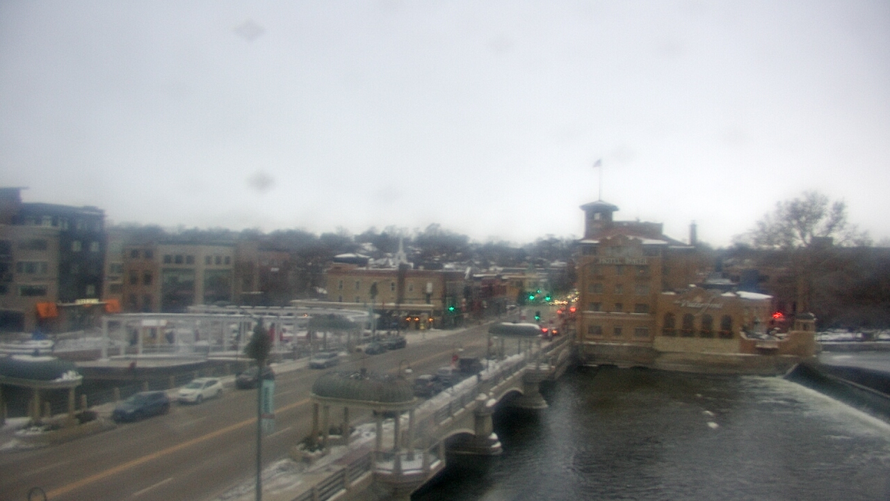Thumbnail for current weather camera view from City of St Charles in St. Charles, Illinois