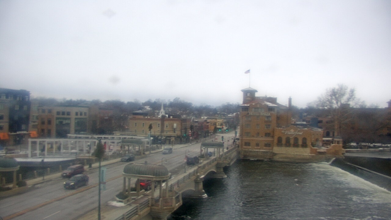 Thumbnail for current weather camera view from City of St Charles in St. Charles, Illinois