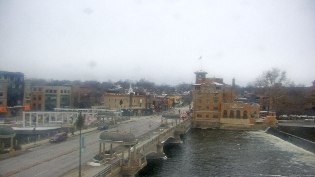 Thumbnail for current weather camera view from City of St Charles in St. Charles, Illinois