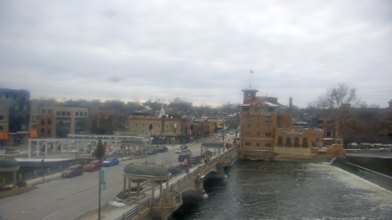 Thumbnail for current weather camera view from City of St Charles in St. Charles, Illinois