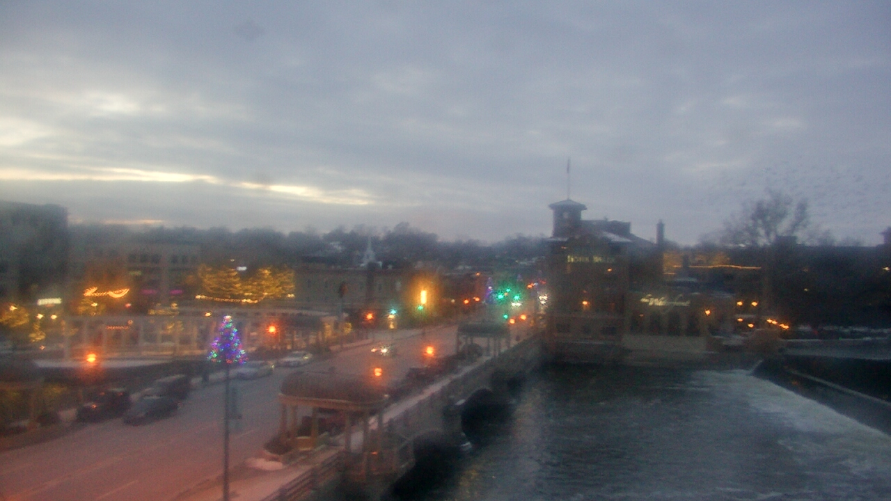 Thumbnail for current weather camera view from City of St Charles in St. Charles, Illinois