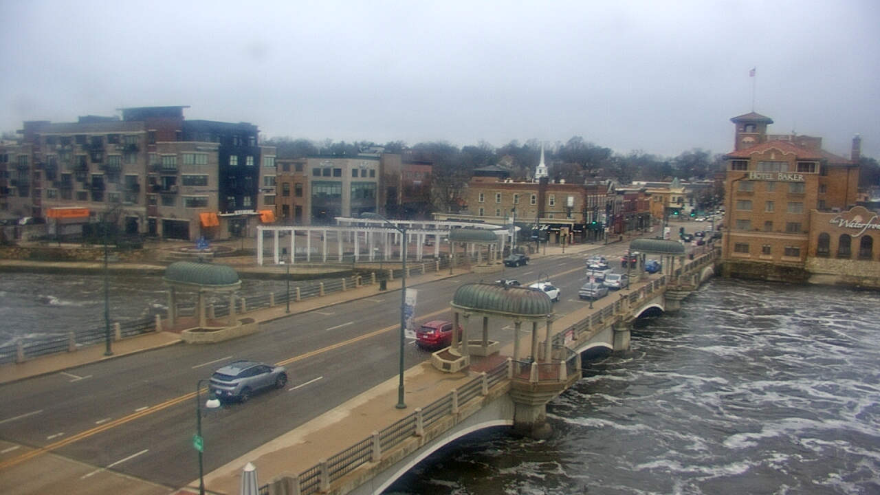 Thumbnail for current weather camera view from City of St Charles in St. Charles, Illinois