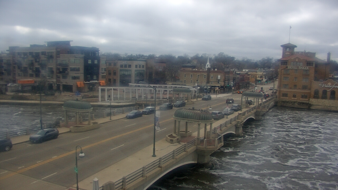 Thumbnail for current weather camera view from City of St Charles in St. Charles, Illinois