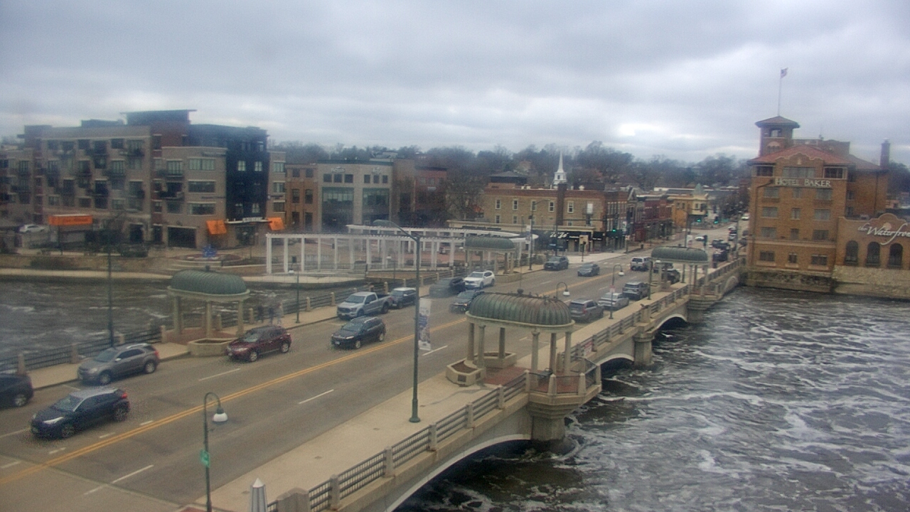 Thumbnail for current weather camera view from City of St Charles in St. Charles, Illinois