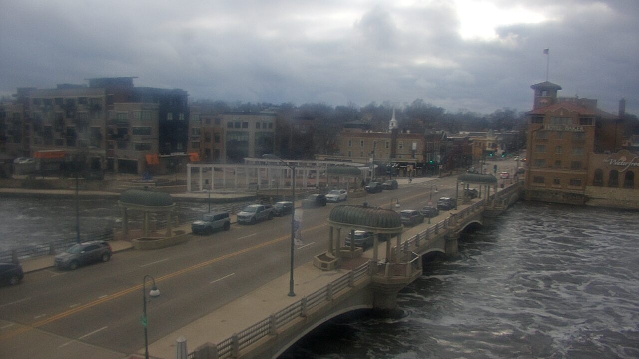 Thumbnail for current weather camera view from City of St Charles in St. Charles, Illinois