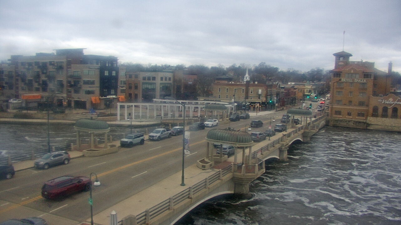 Thumbnail for current weather camera view from City of St Charles in St. Charles, Illinois