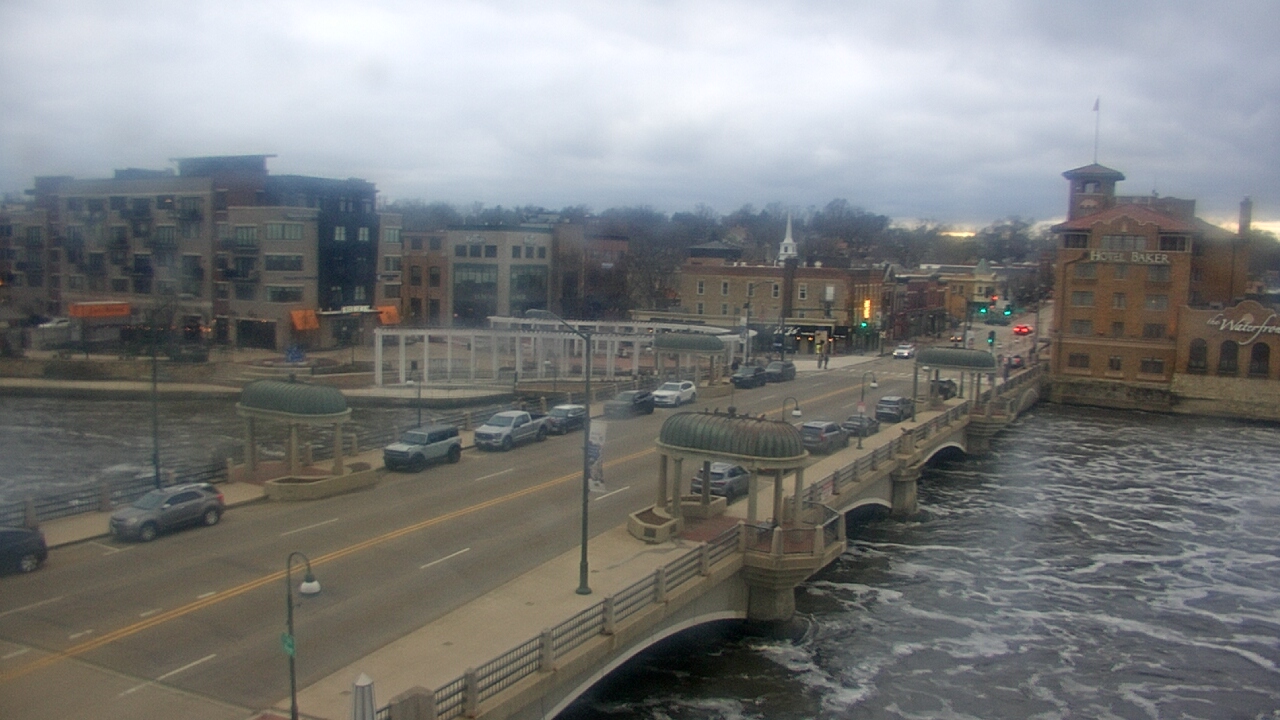 Thumbnail for current weather camera view from City of St Charles in St. Charles, Illinois