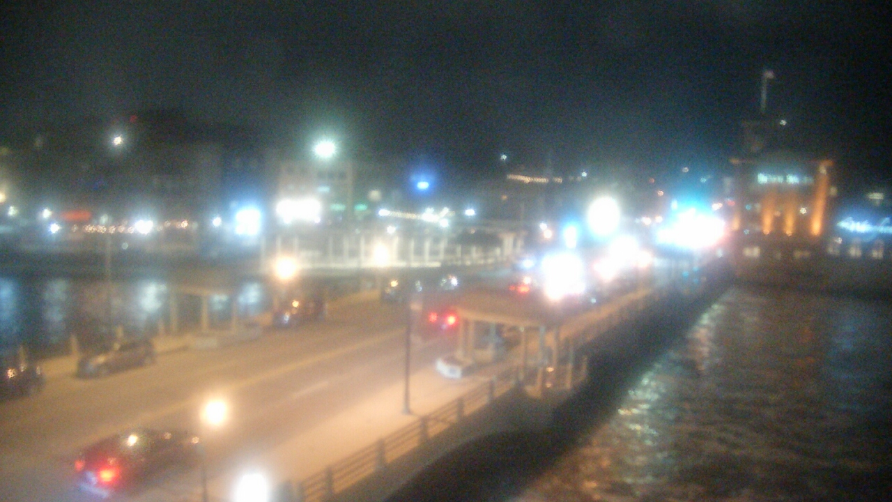 Thumbnail for current weather camera view from City of St Charles in St. Charles, Illinois