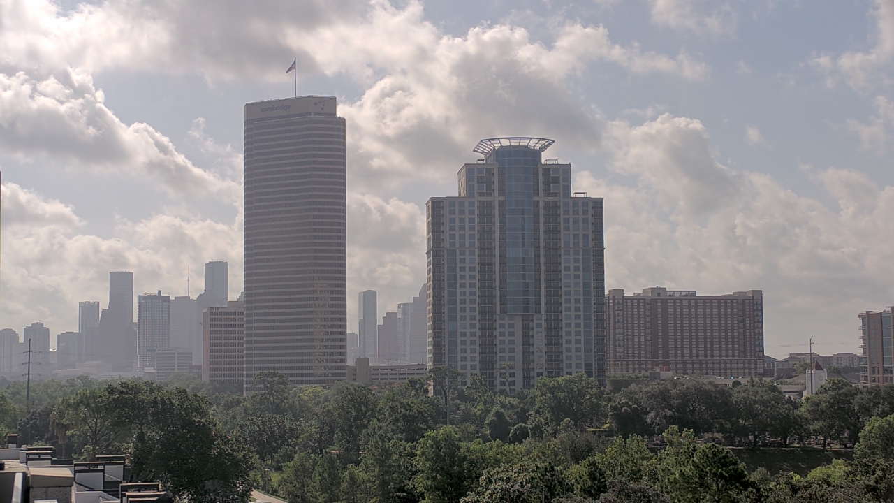 Thumbnail for current weather camera view from St Thomas High School in Houston, Texas