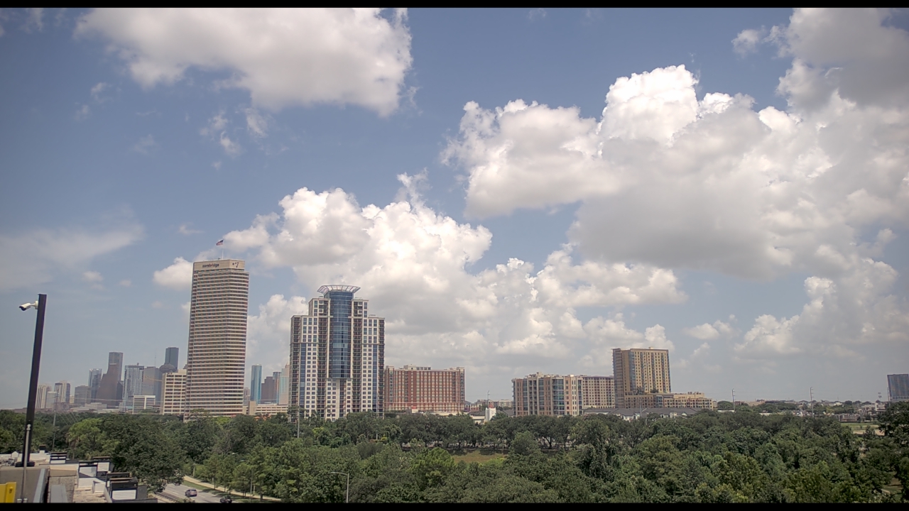 Thumbnail for current weather camera view from St Thomas High School in Houston, Texas