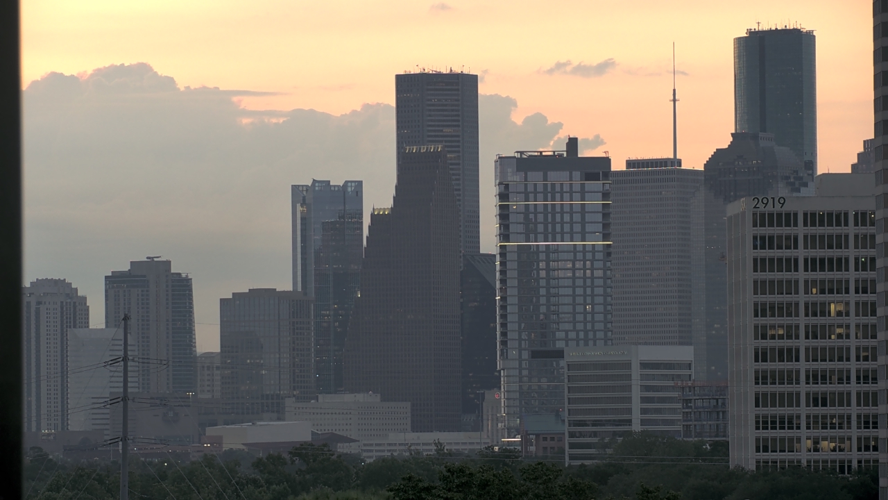 Thumbnail for current weather camera view from St Thomas High School in Houston, Texas